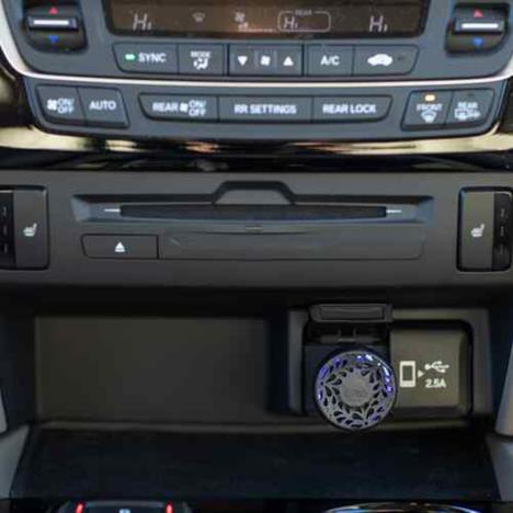 Yankee Candle Fluffy Towels Car Powered Fragrance Diffuser Refill Extra Image 3 Preview